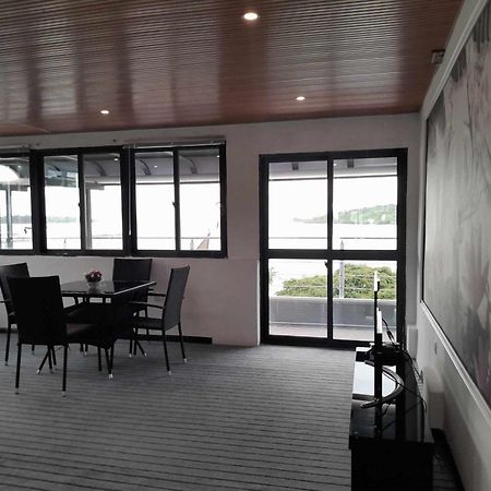 Crystal Beach Hotel Port Vila Esterno foto