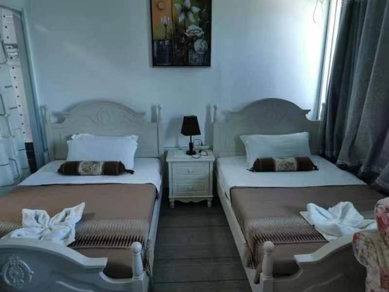 Crystal Beach Hotel Port Vila Esterno foto