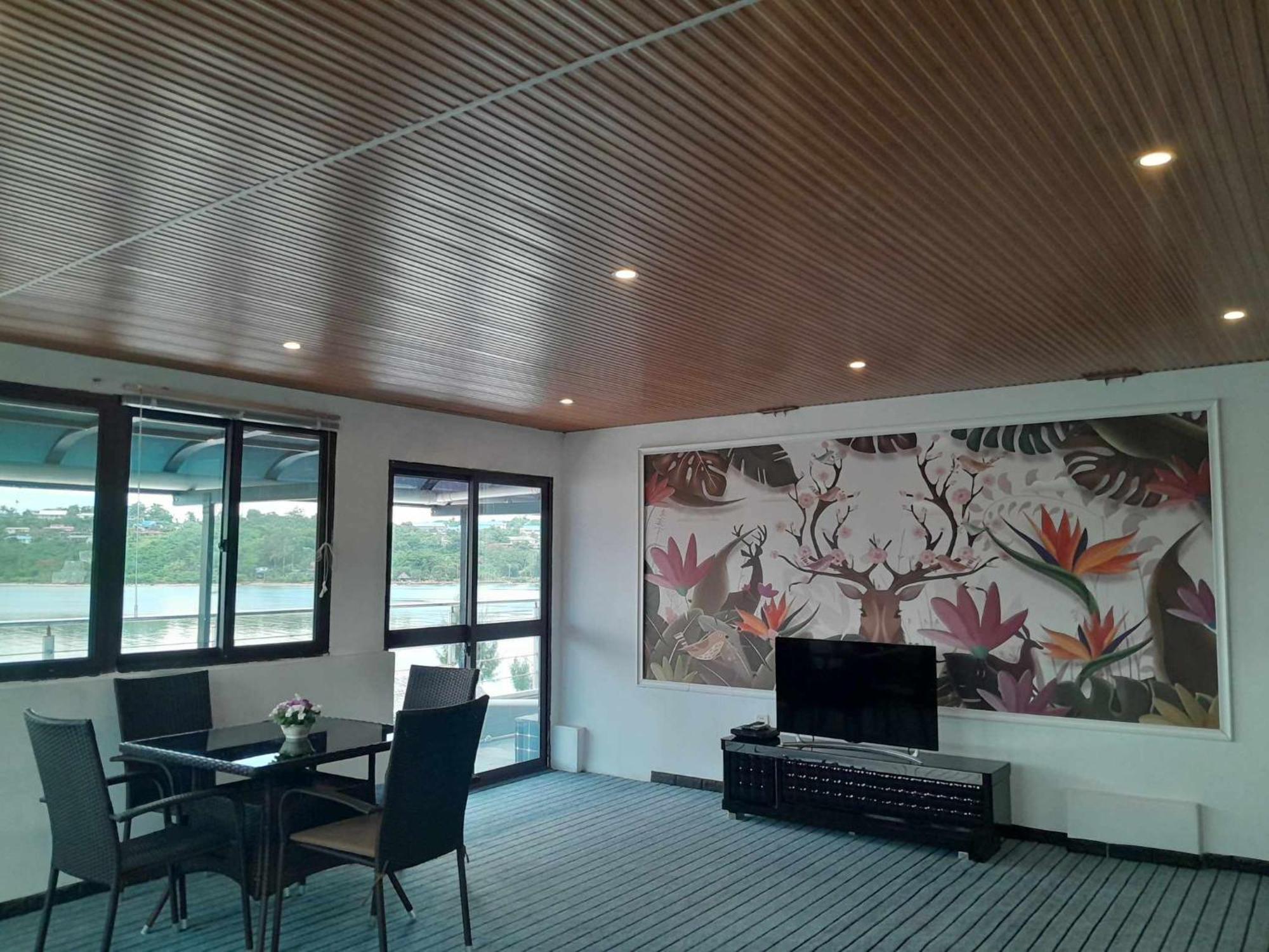 Crystal Beach Hotel Port Vila Esterno foto